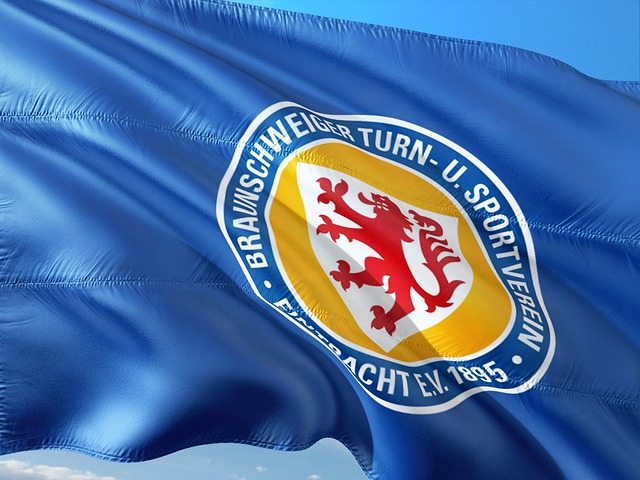 他在进攻端 他在进攻端